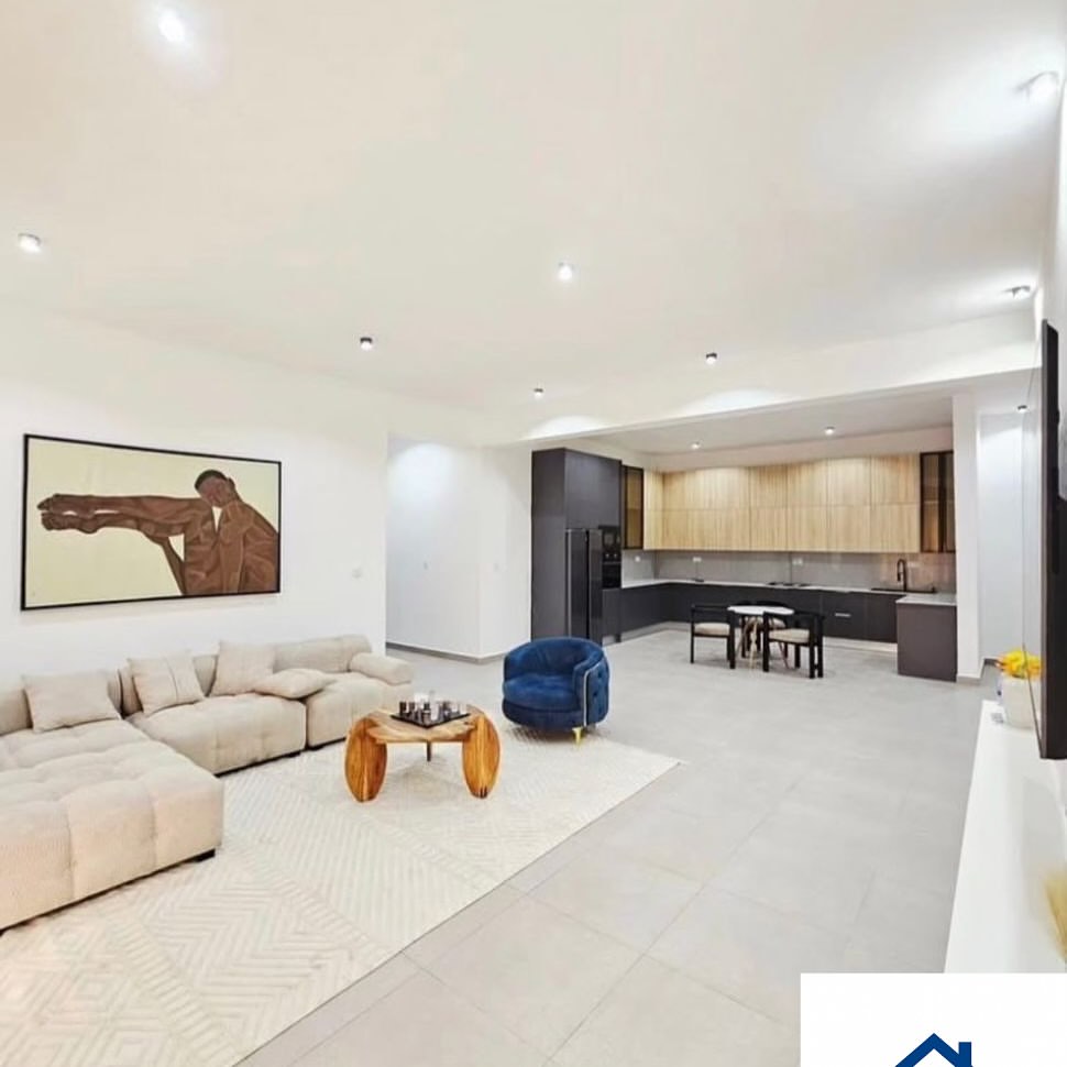 Elevator Apartments with Pool in Prime Ikate, Lekki