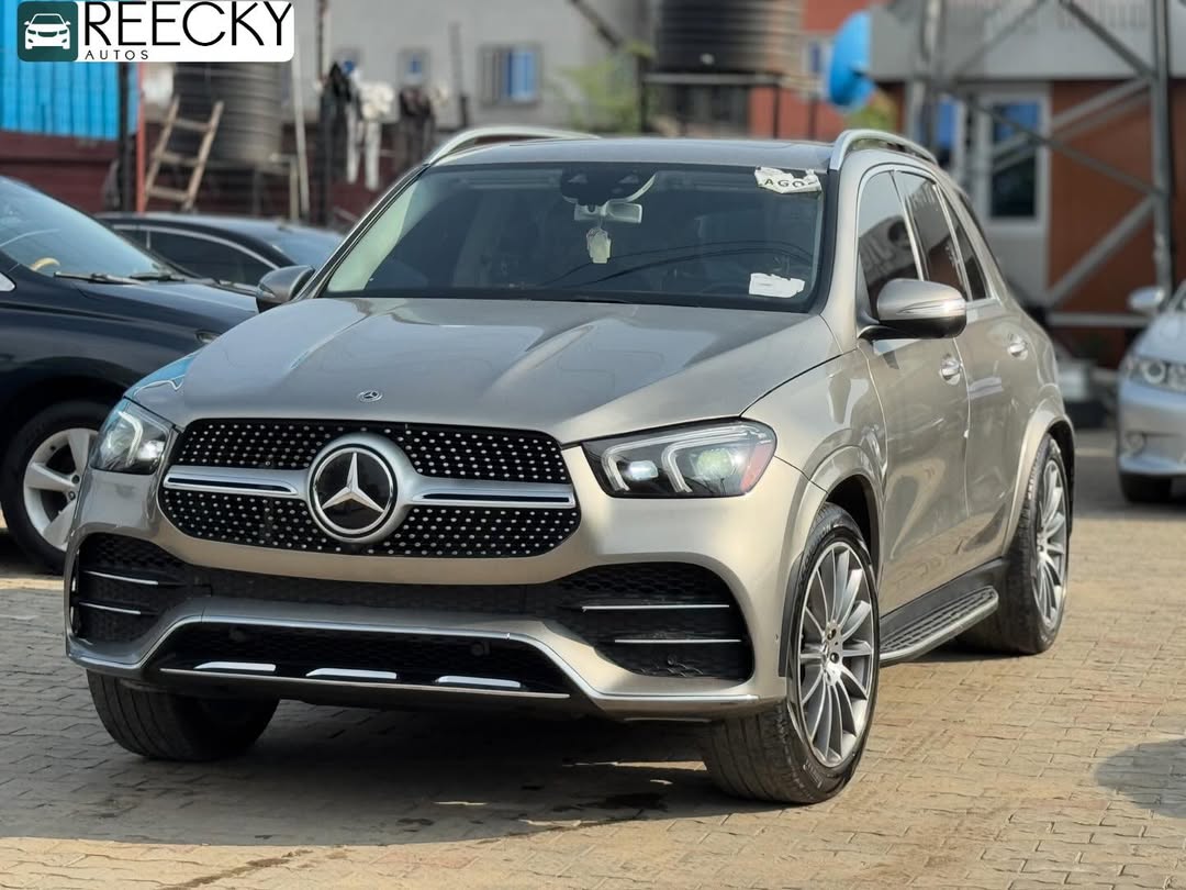Luxury Powerhouse: 2020 Mercedes GLE 450 4MATIC