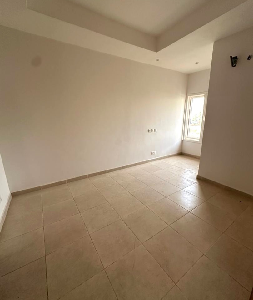 Spacious 3BR Haven in Serene Lifecamp Estate