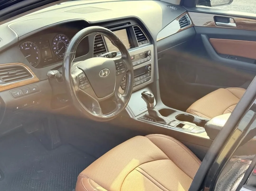 Luxury Meets Value: 2015 Hyundai Sonata Limited