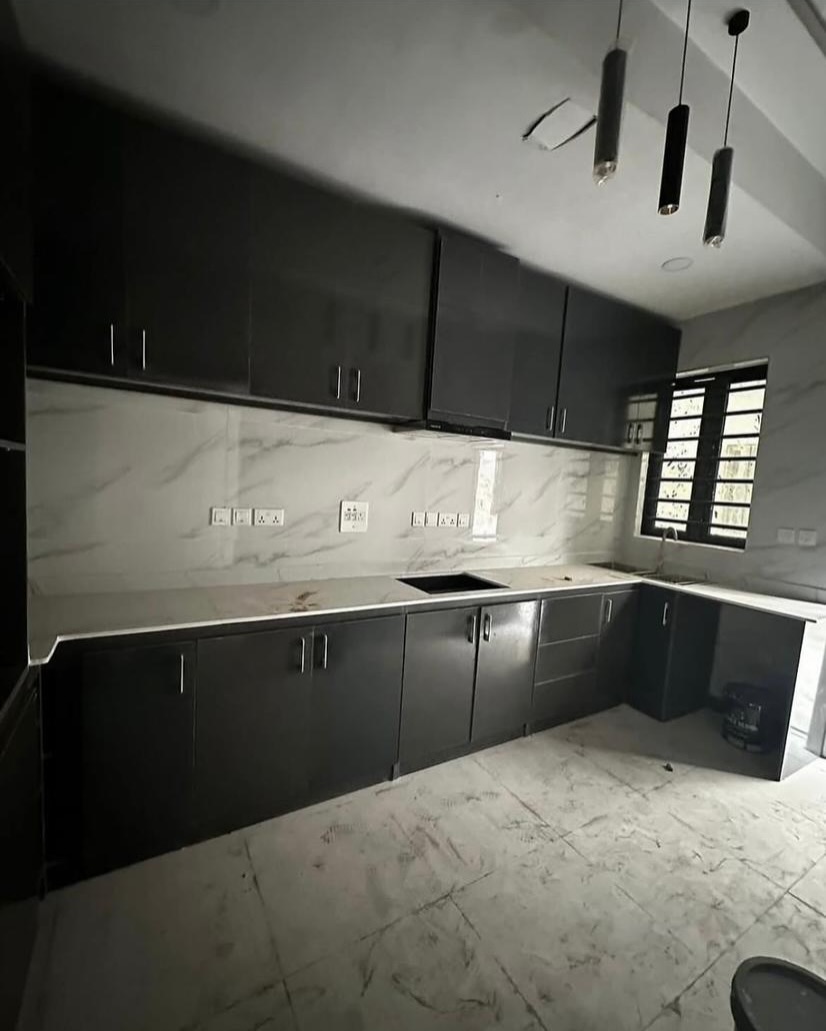 Modern 4-Bed Duplex with Luxury Finishes in Ajah