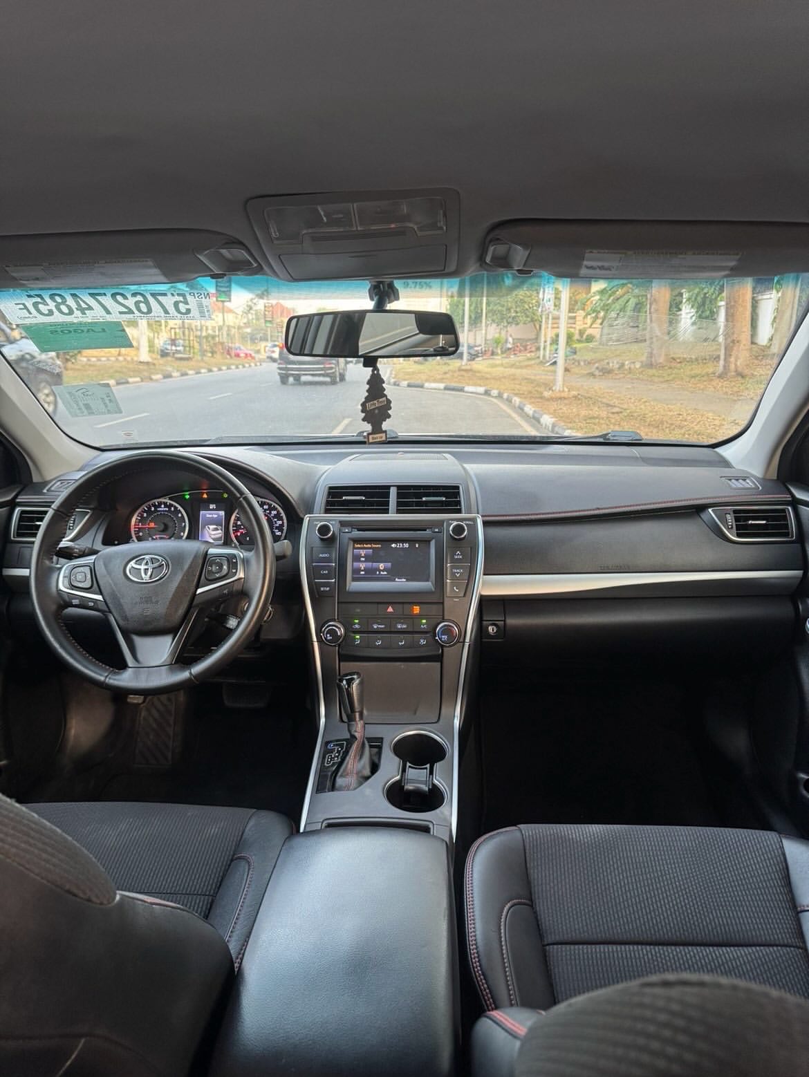 2016 Toyota Camry SE: Flawless & Duty-Paid