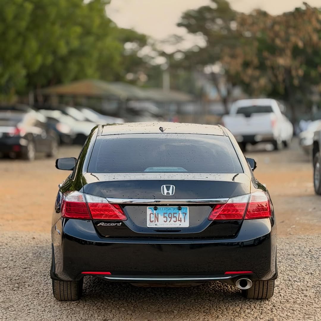 2014 Honda Accord: Fully Loaded Luxury, Unbeatable Price