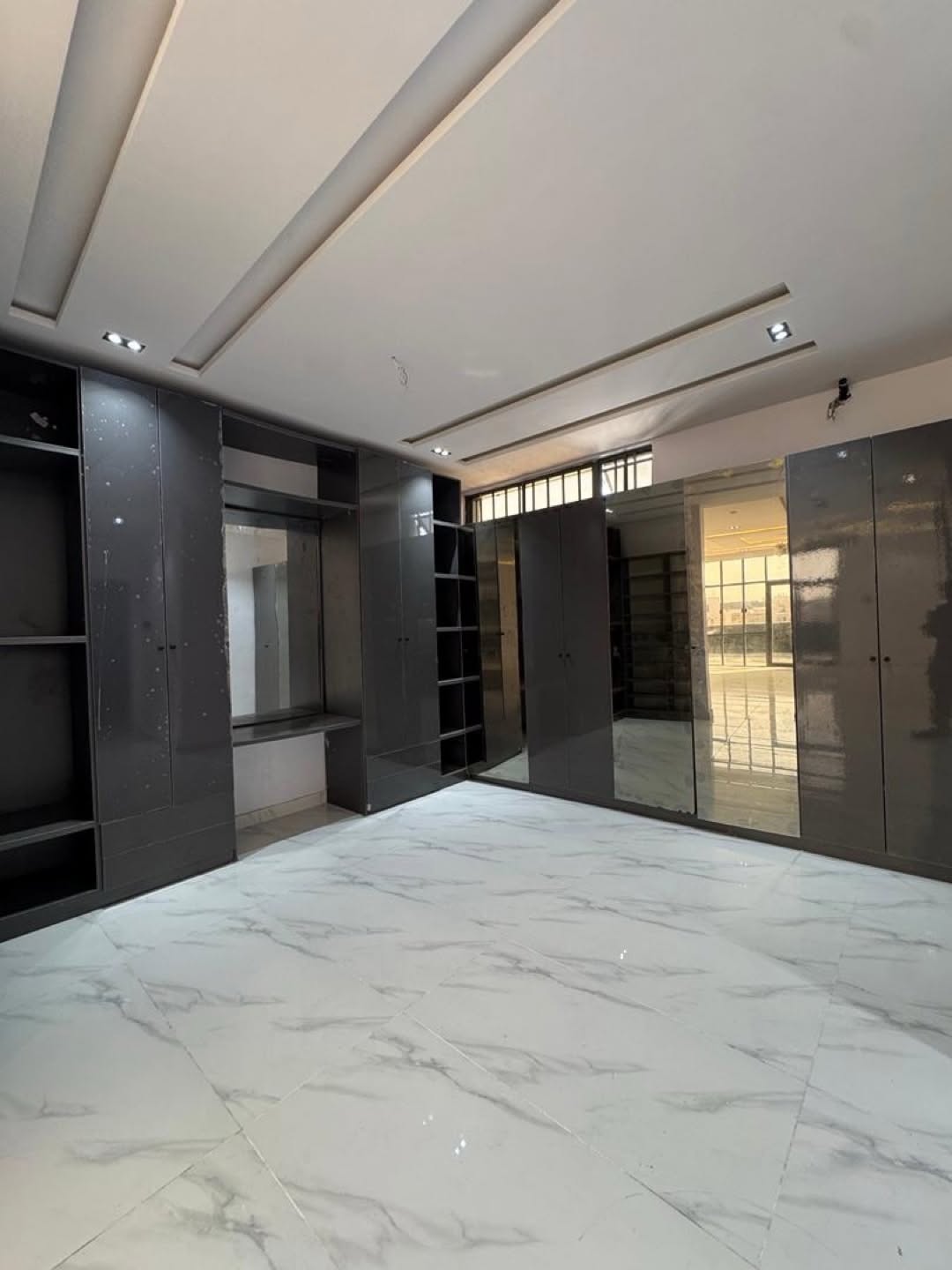 Lekki’s Ultimate 5-Bed Duplex with Resort-Style Pool