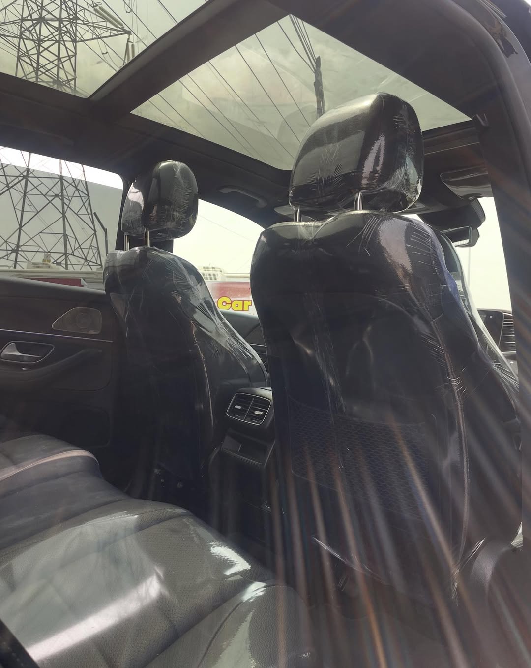 2022 Mercedes GLE350: Fully Loaded & Duty-Paid