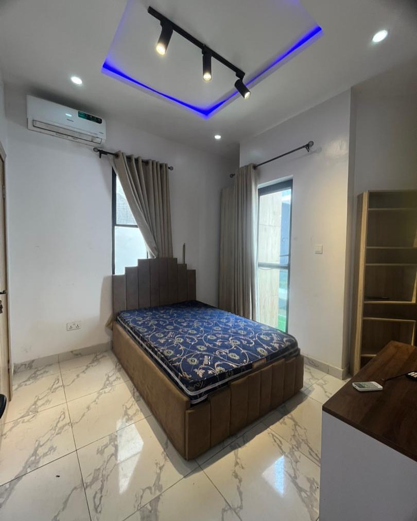 4-Bed Terrace in Orchid: Modern Luxury, Family Haven