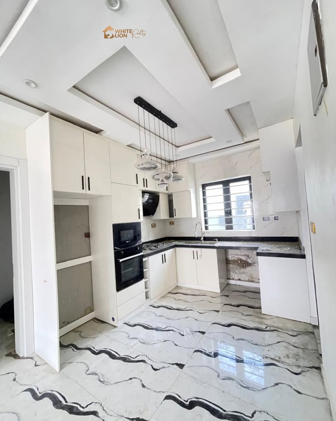 Elevator-Equipped 2-Bedroom Gem in Ikate, Lekki