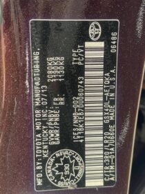 Luxury 2013 Toyota Avalon: Accident-Free & Ready