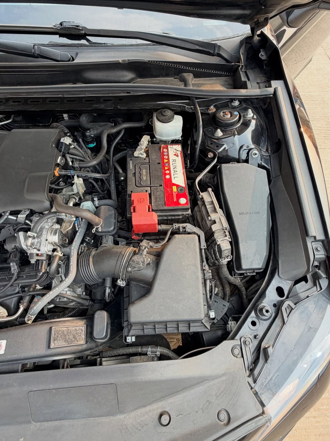 2021 Camry SE: Genuine Duty, Distressed Price!