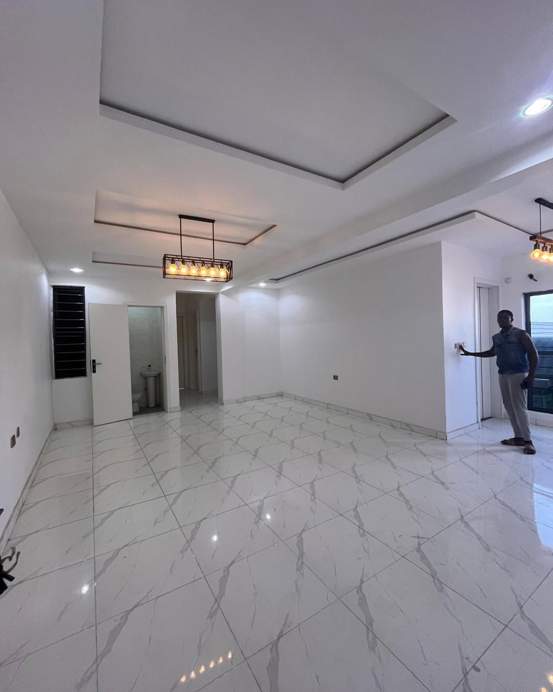 Lekki’s Finest: 2-Bedroom Family Haven in Ikate