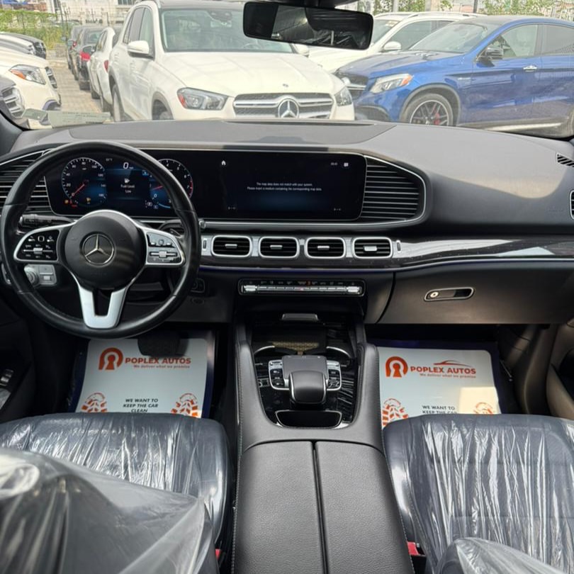 Luxury SUV: 2020 Mercedes GLE 350 w/ Panoramic Roof