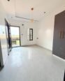 Modern 5-Bed Duplex with BQ Near Airport