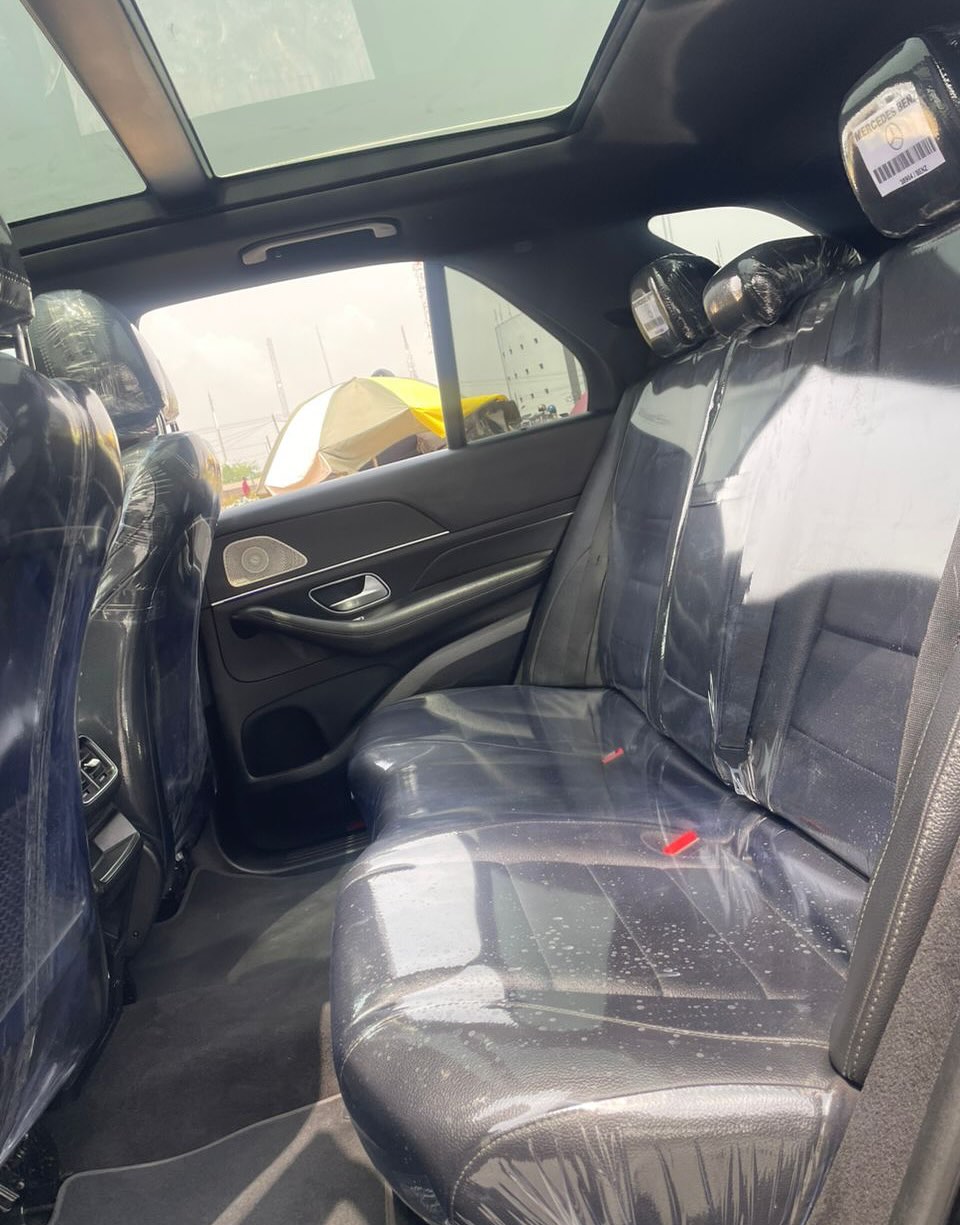 Luxury Redefined: 2022 Mercedes GLE350 4MATIC