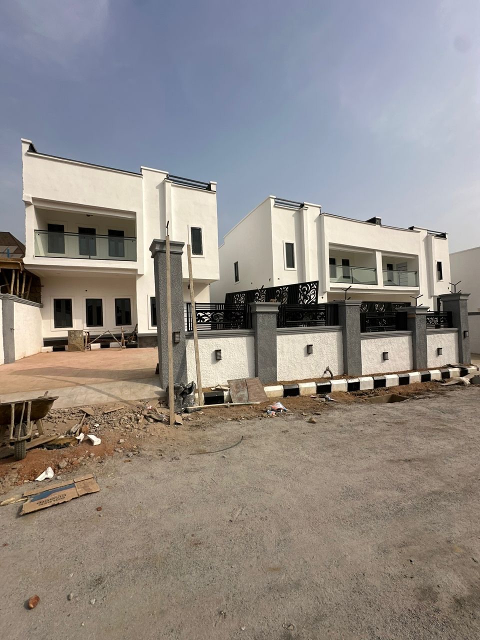 Your Dream Family Haven: Spacious 4-Bed Duplex in Lugbe