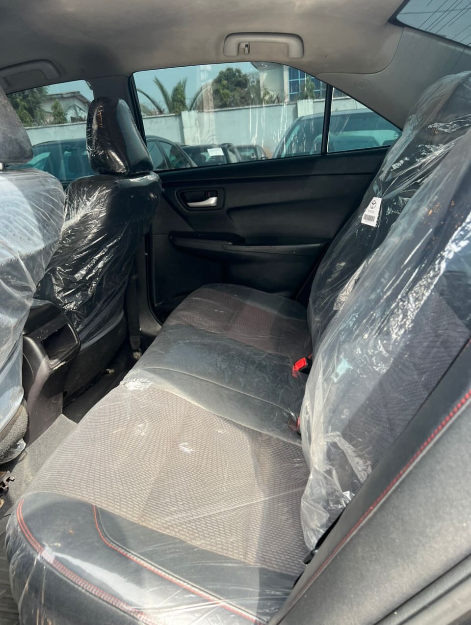 2016 Toyota Camry SE: Duty Paid, Clean Title