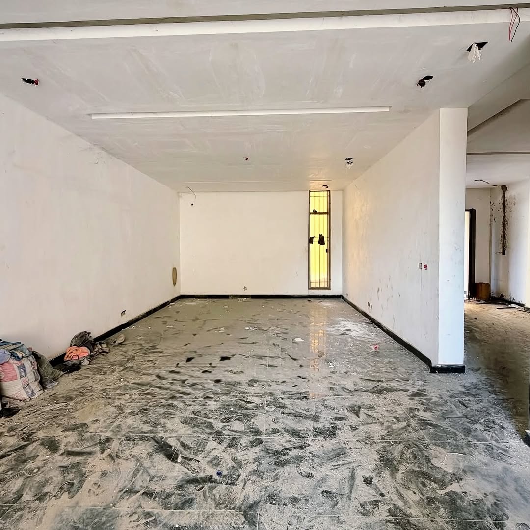 Abuja’s Finest: 5-Bedroom Duplex with Cinema & Elevator