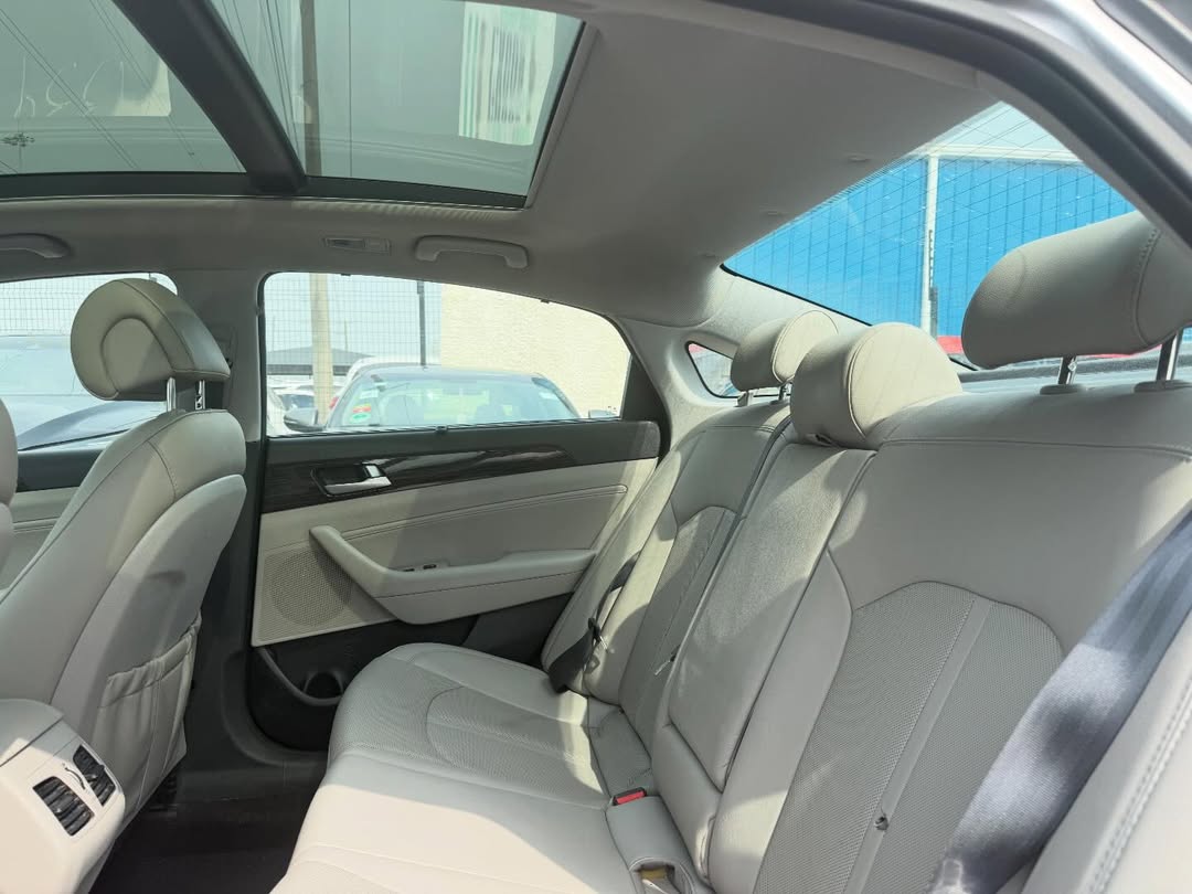 Luxury Loaded 2016 Sonata: Panoramic Roof, Pristine