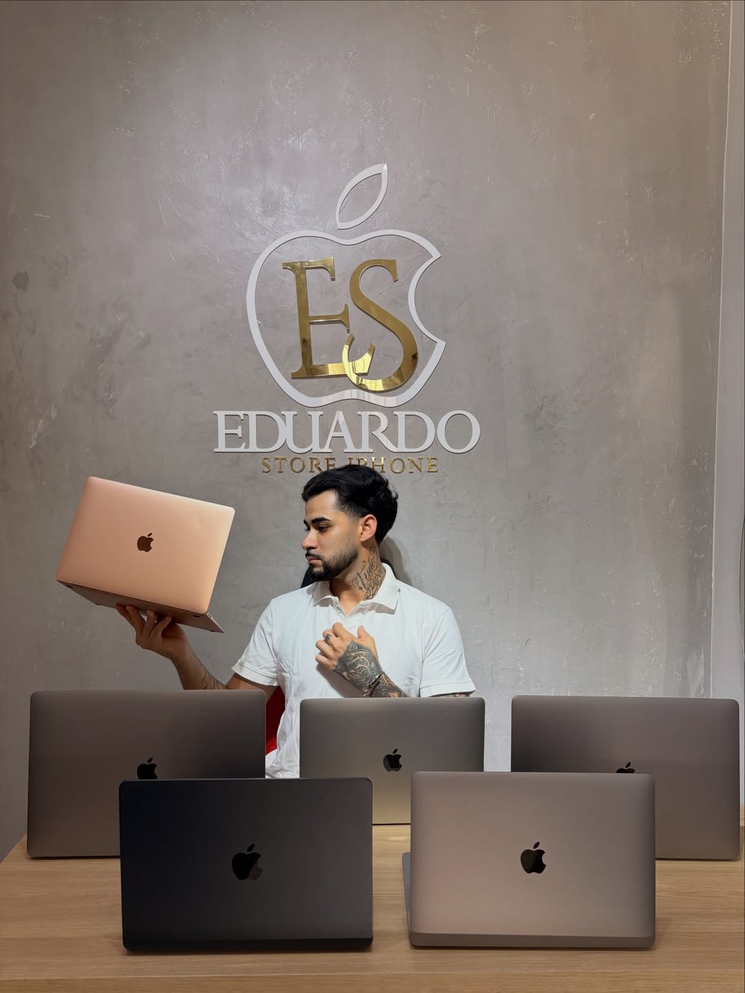 MacBook Pro M3: Potência Americana, Agora no Brasil