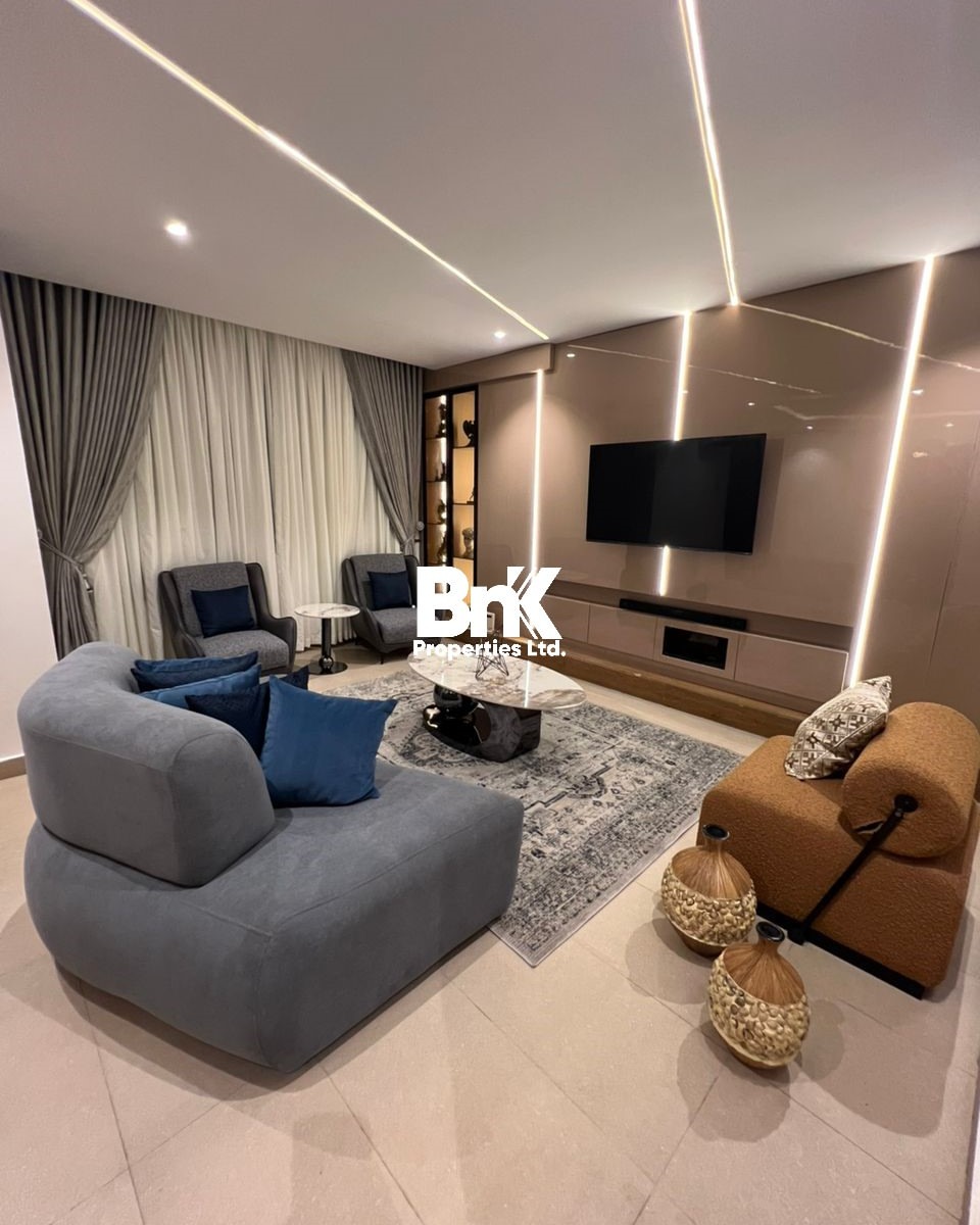 Ground-Floor Oasis: Poolside 2-Bed in Victoria Island