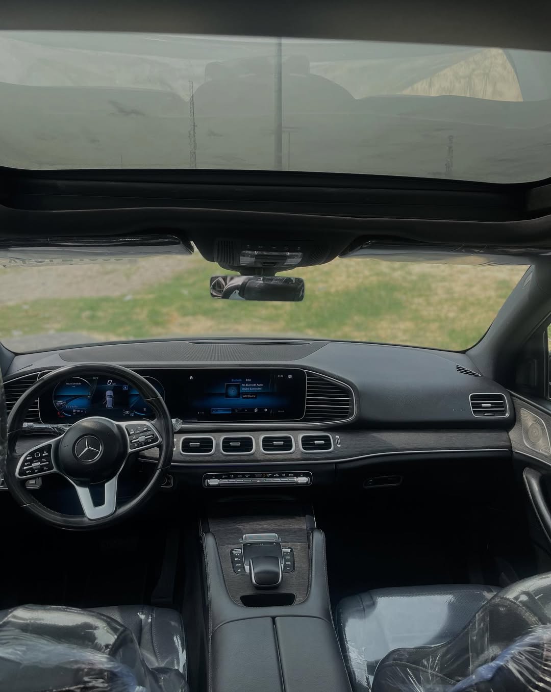 2022 Mercedes GLE350: Fully Loaded & Duty-Paid