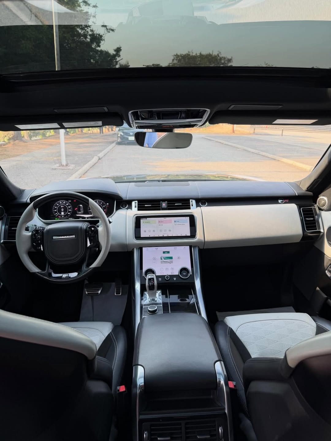 2019 Range Rover SVR: 575HP Beast, Fully Verified