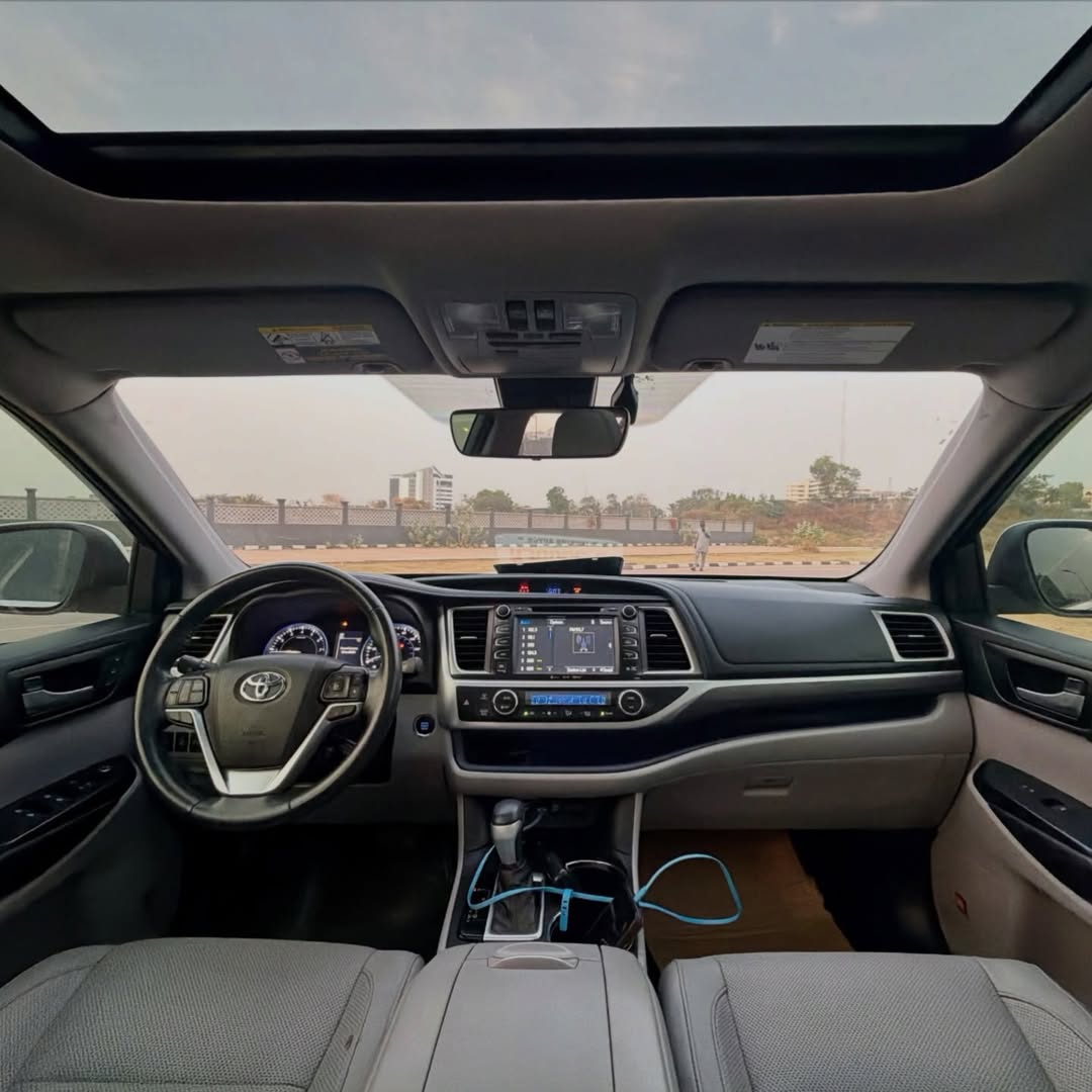 Luxury Loaded 2017 Highlander – Fully Paid Duty