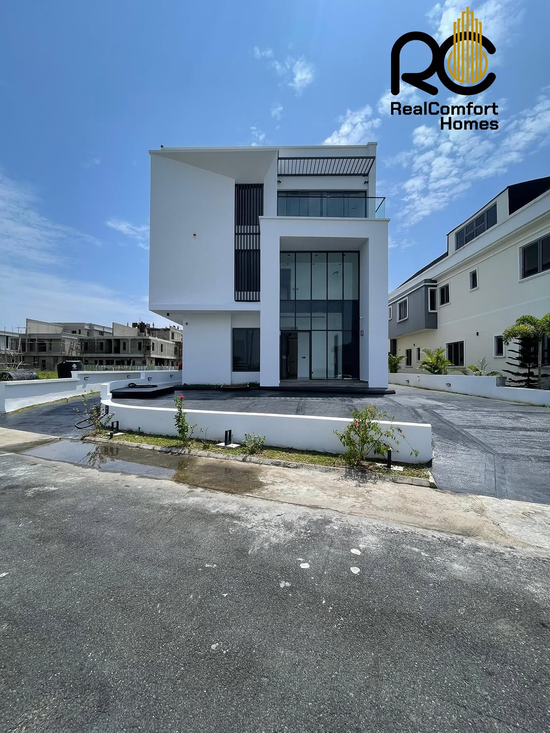 Ikate’s Ultimate 5-Bed Duplex with Private Pool & Cinema