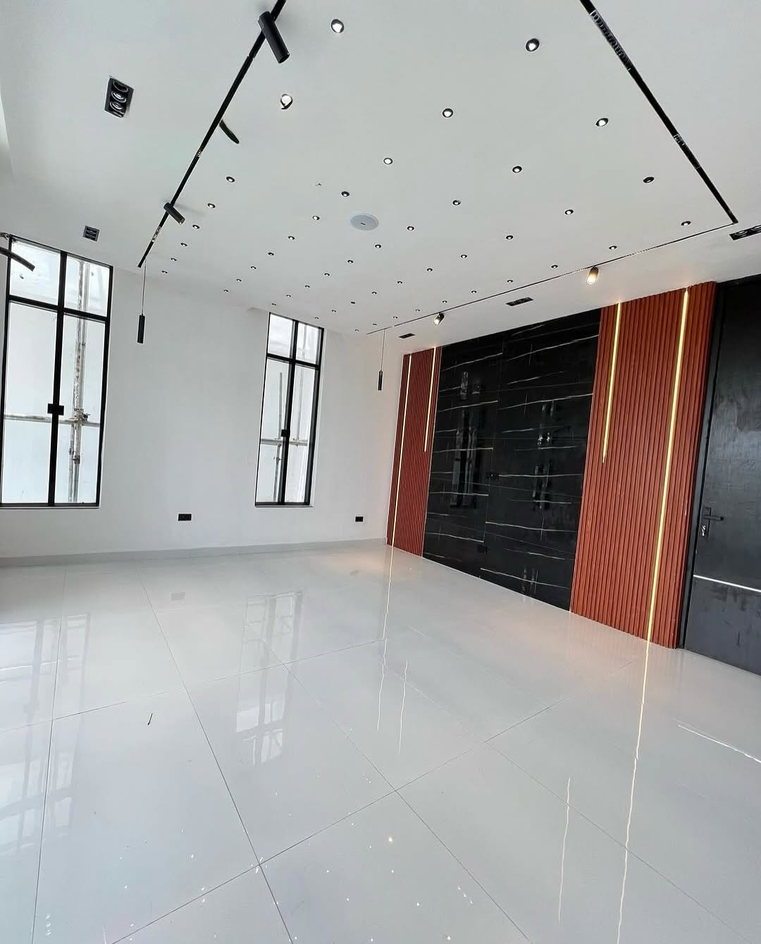 Exclusive 6-Bed Duplex with Pool & Cinema in Lekki