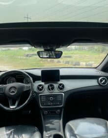 Luxury CLA250: Panoramic Sunroof & 4Matic AWD