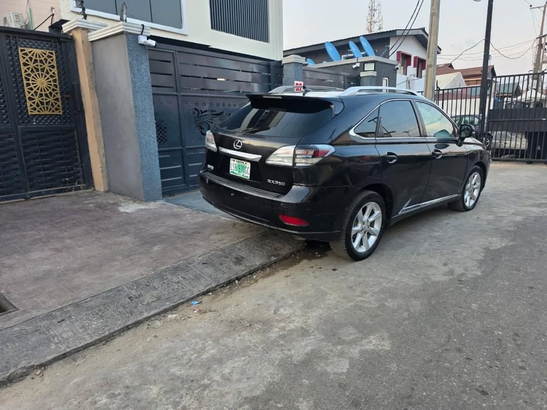 Flawless 2012 Lexus RX350: Untouched & Urgent Sale