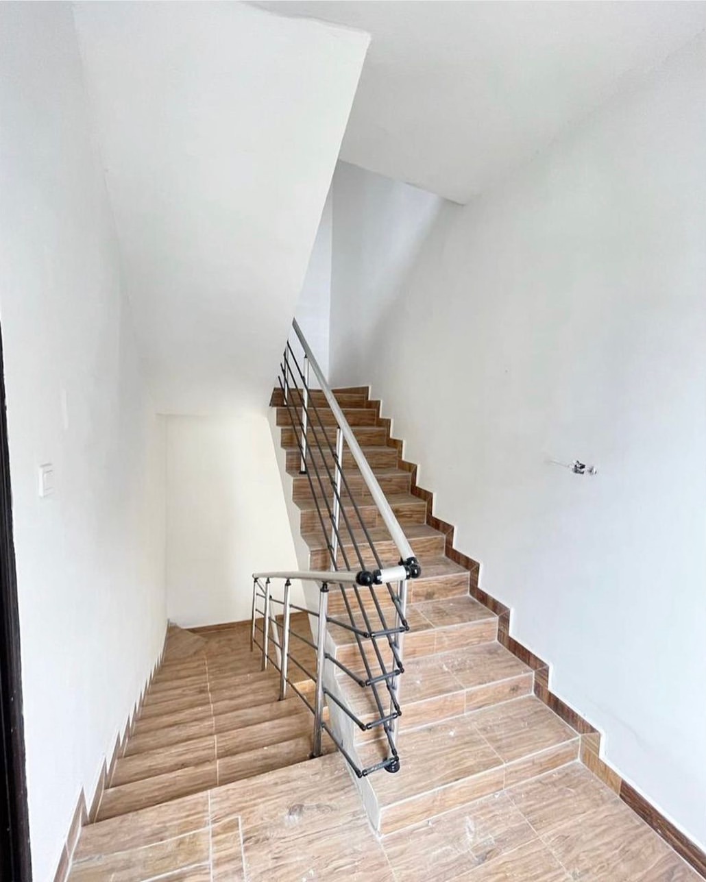 Distress Sale: Prime VGC 2-Bed Gem!