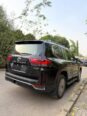 2025 Land Cruiser VXR Twin Turbo: Ultimate Power