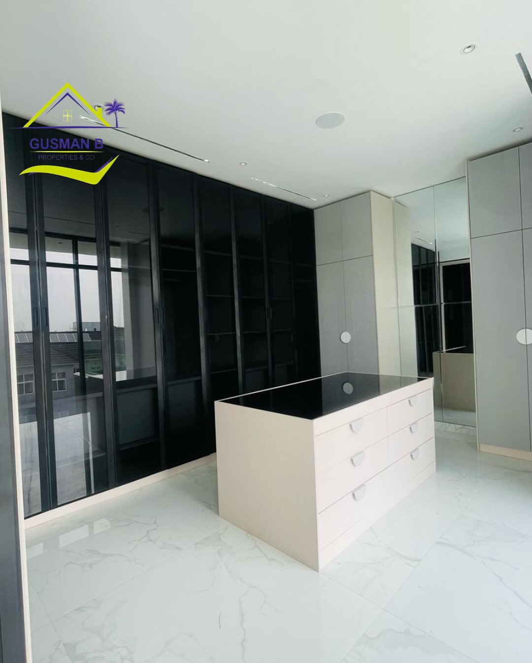 Lagos Luxury: 5-Bed Mansion with Pool & Cinema