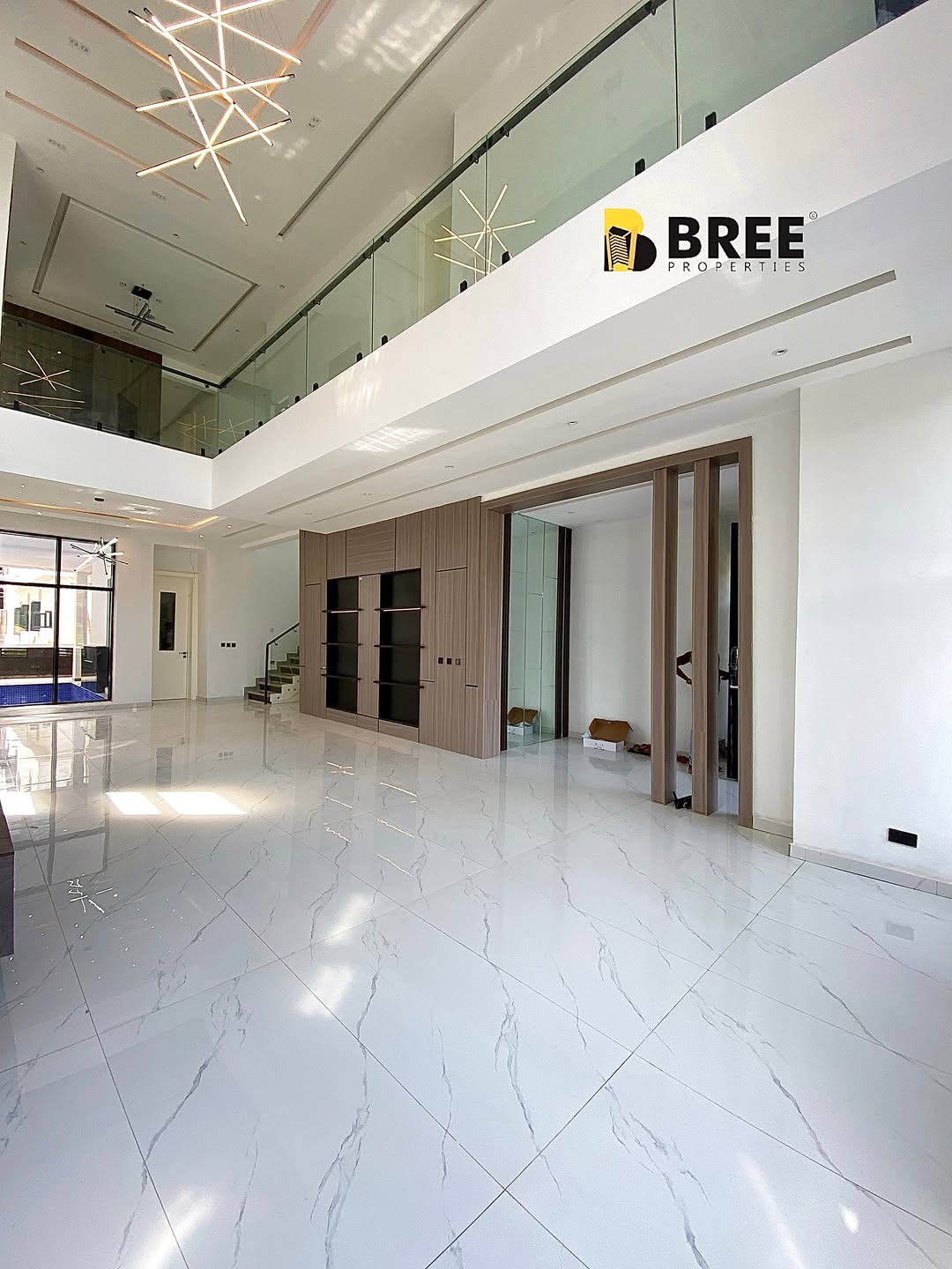 Stunning 5-Bedroom Oasis with Pool in Prime Lekki