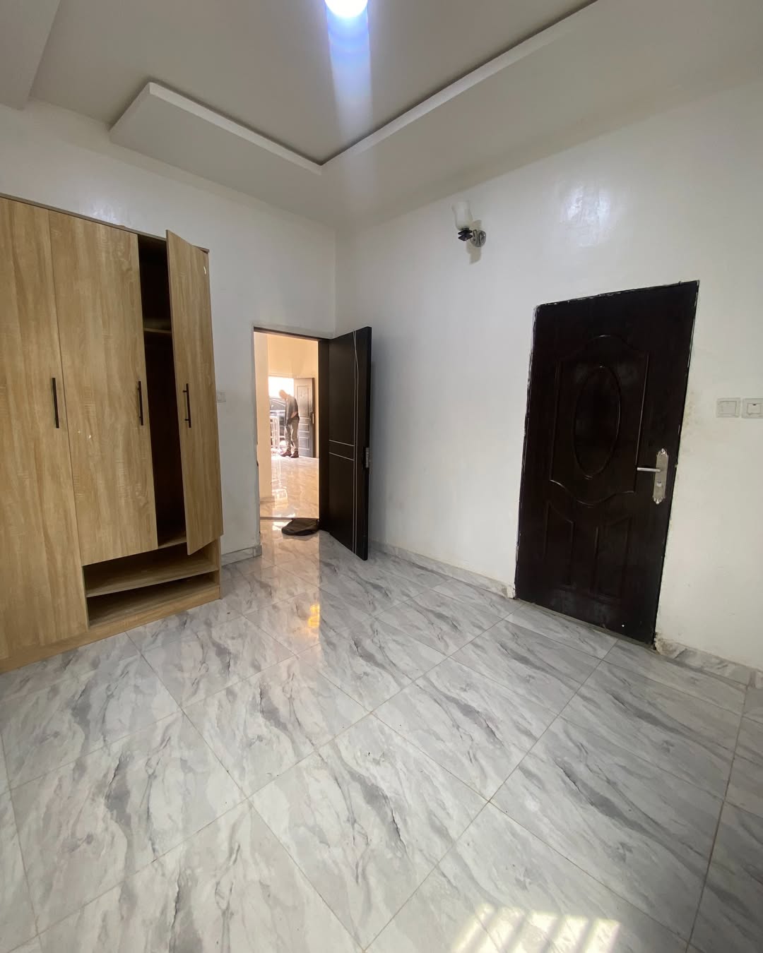 Dreamy 2-Bed Ajah Flat: Serene & Secure