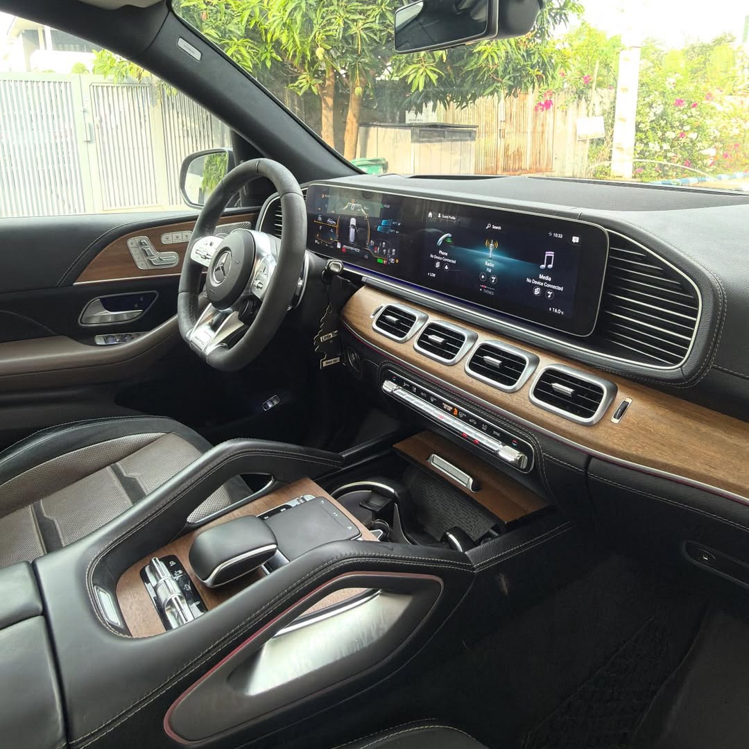 2020 Mercedes GLE 53: Luxury SUV, Accident-Free & Custom