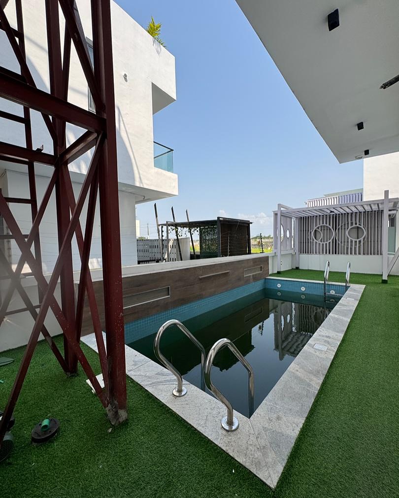 Cinematic Luxury: 5-Bed Duplex with Pool & Cinema in Osapa