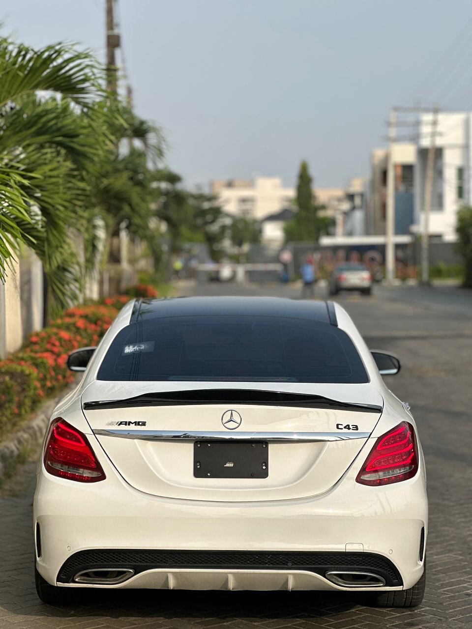 2015 Mercedes C400: Flawless Luxury, Ready for Lekki