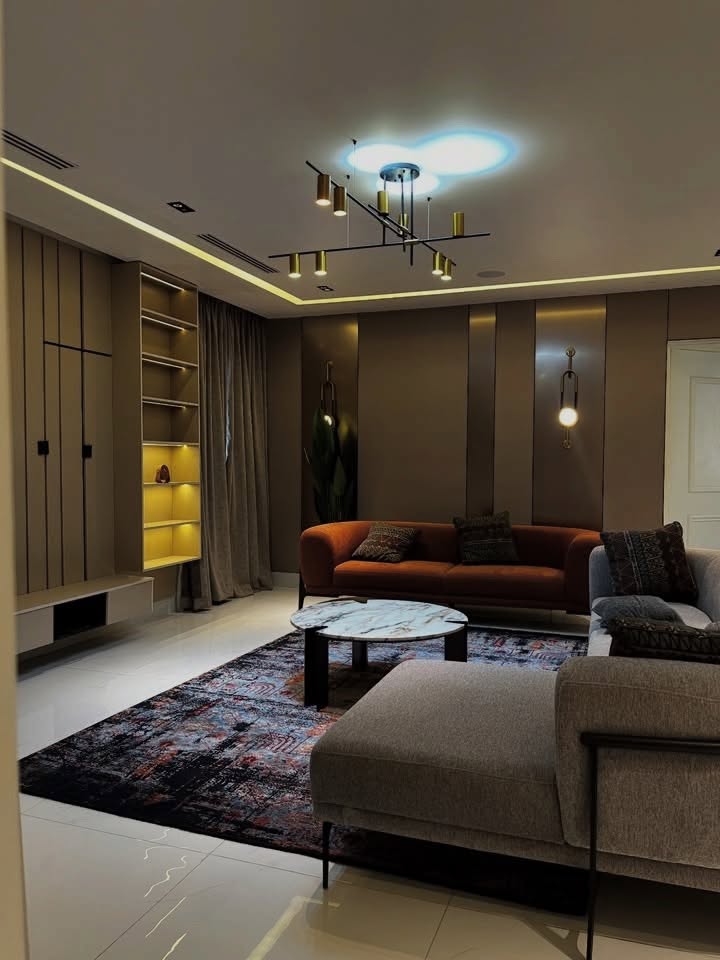 Elevator Homes in Kado: 5&7 Bed Duplexes with Central AC