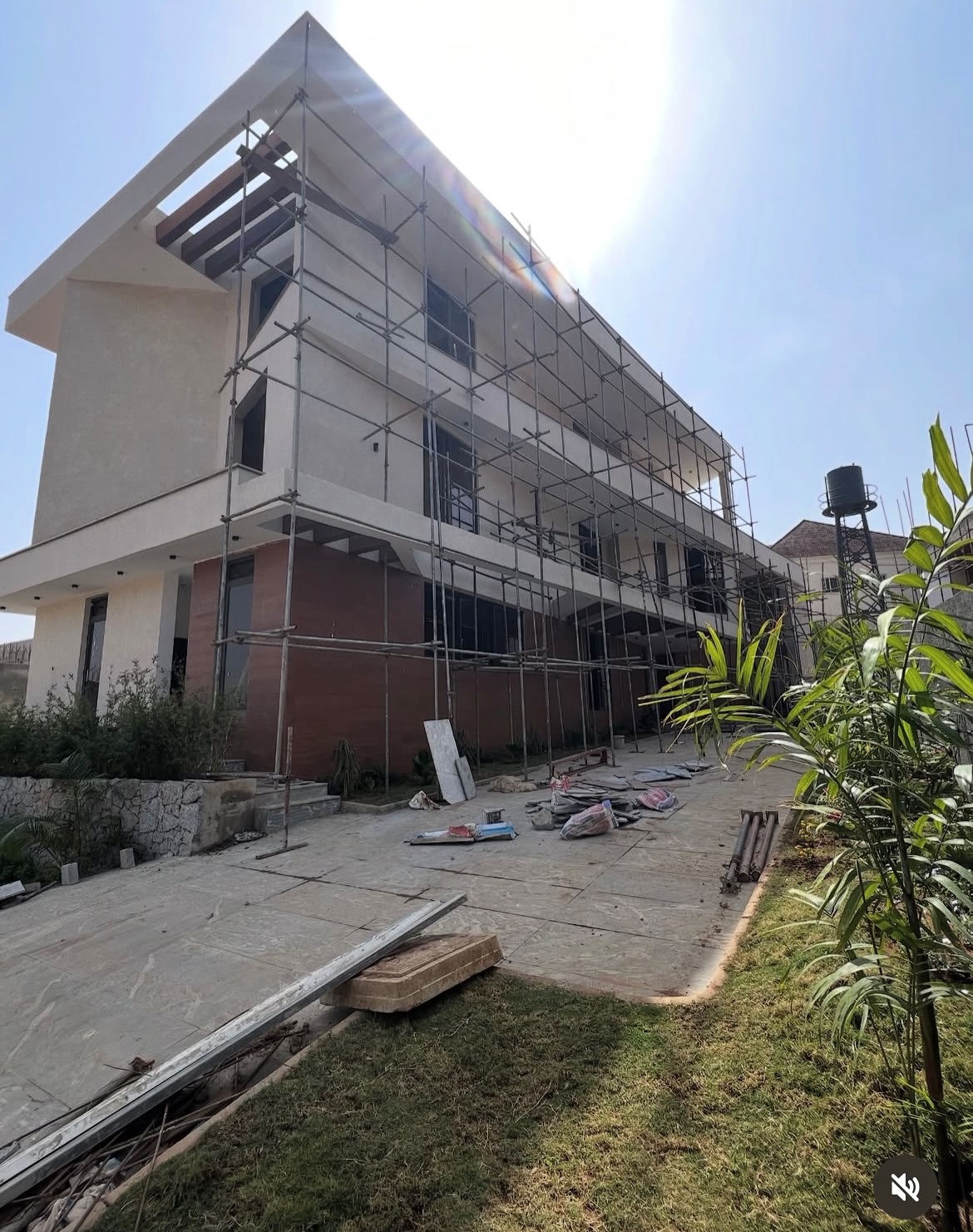 Grand 7-Bed Mansion with 2 Pools & Rooftop Escape in Katampe