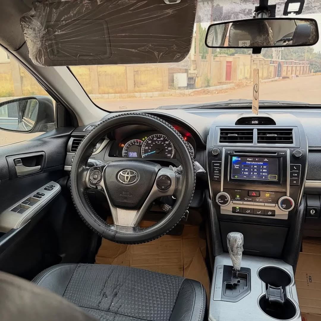 2013 Camry SE: Reliable Luxury, Just $12.8K