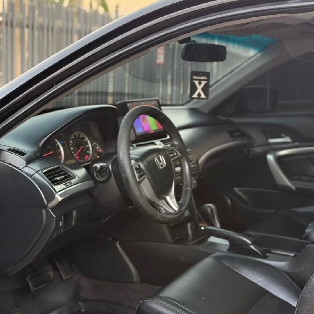 2009 Honda Accord V6 Coupe: Power Meets Perfection