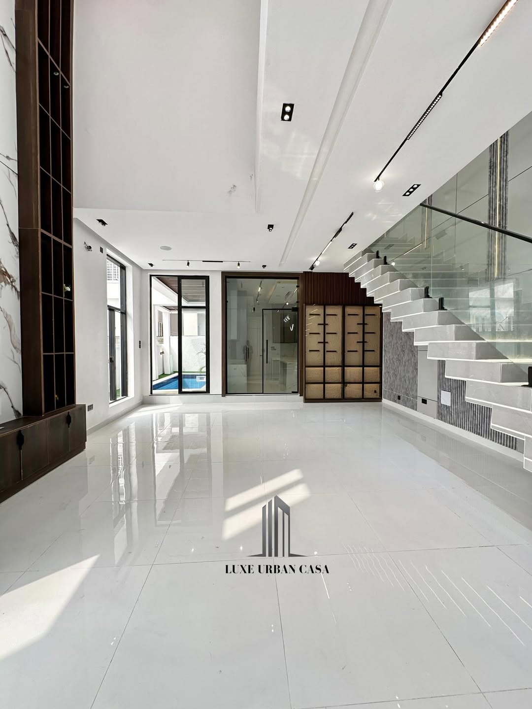 Chevron’s Premier 5-Bedroom Estate with Resort-Style Pool