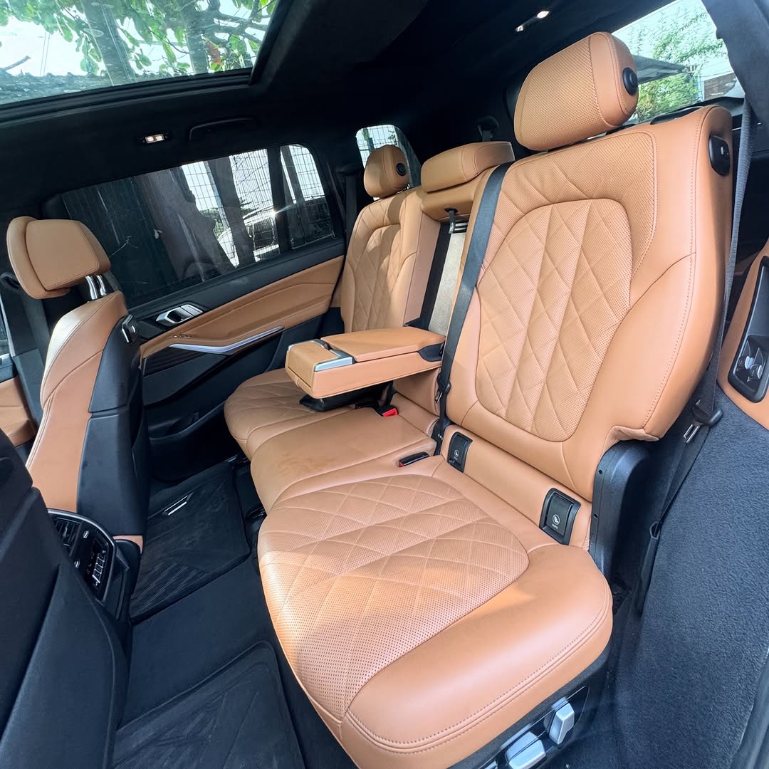 Command The Road: 2024 BMW X7 M50i V8