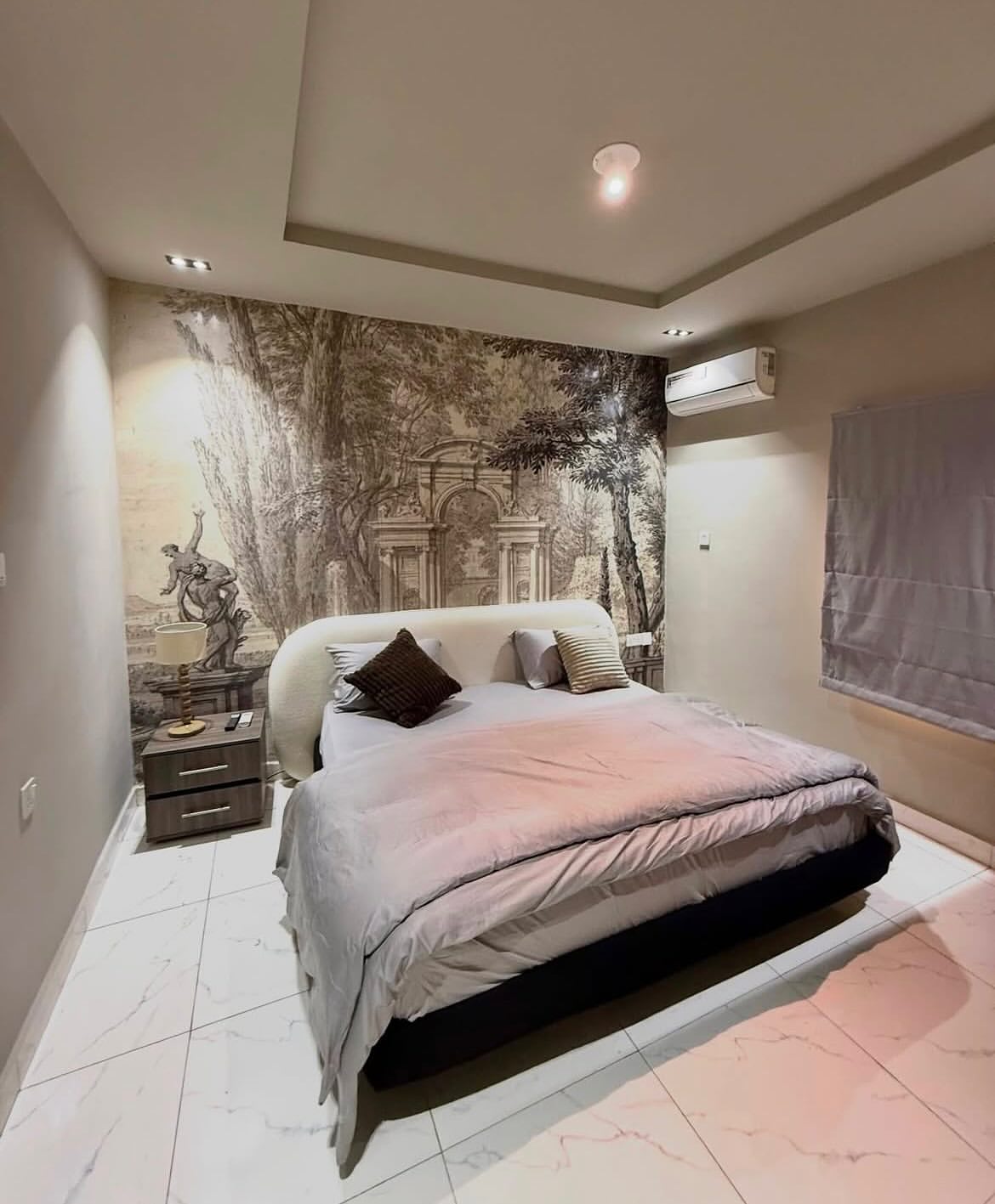 Ultimate Entertainment Haven: 3BR Duplex w/PS5 & Cinema