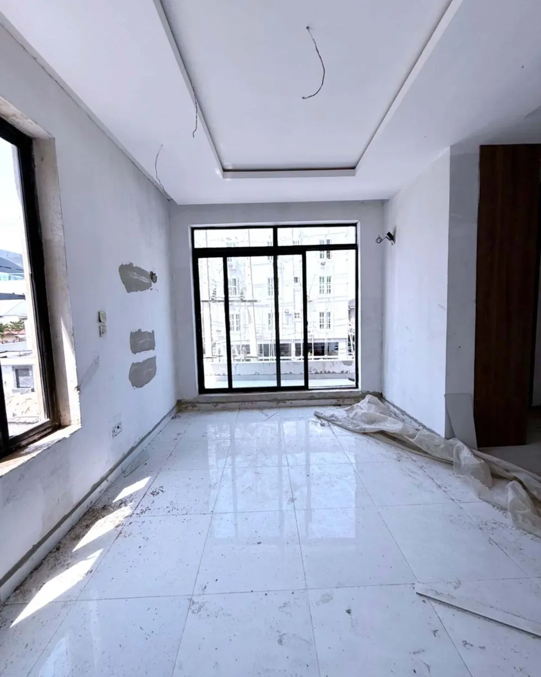 Lekki Luxury: Rooftop Penthouse & 2-Bed Apartment