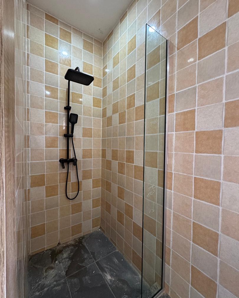 Lekki Gem: 2-Bed Ensuite with Premium Finishes