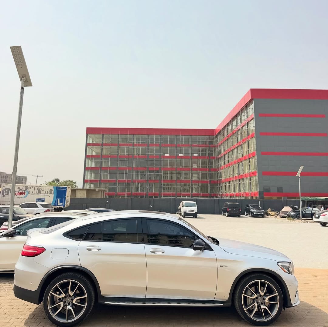 Pure AMG Power: 3.0L Bi-Turbo SUV