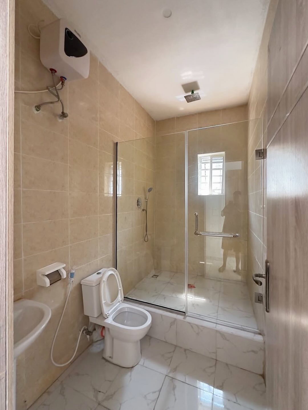 Stunning 4-Bedroom Terrace Home in Prime Ikate