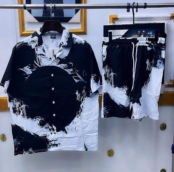 Unleash Your Weekend with Premium Gadgets & Phones!